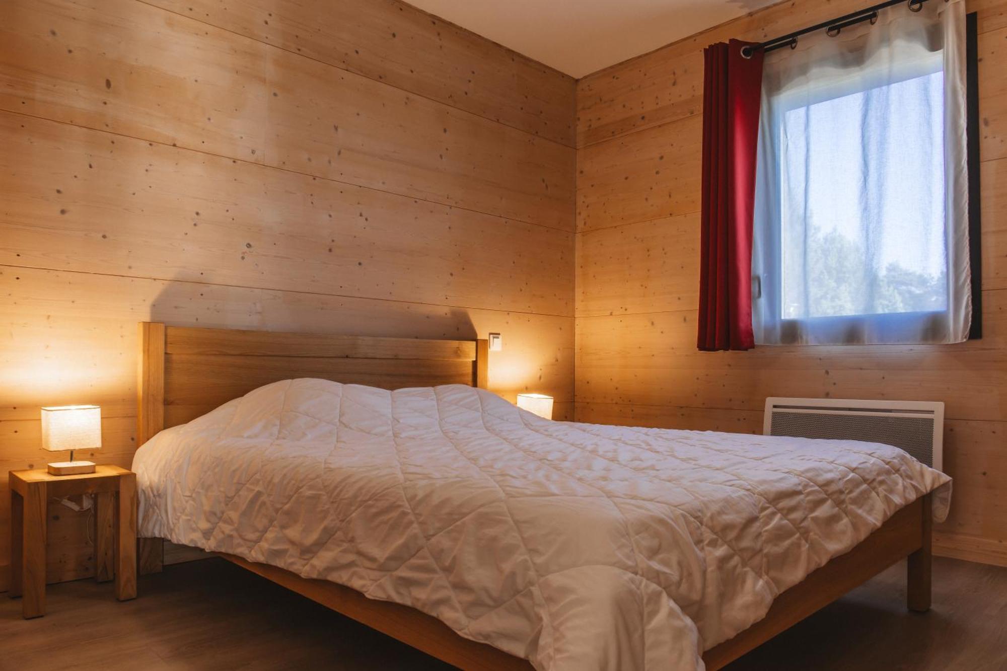 Les Bouviers Villa Saint-Denis  Bagian luar foto