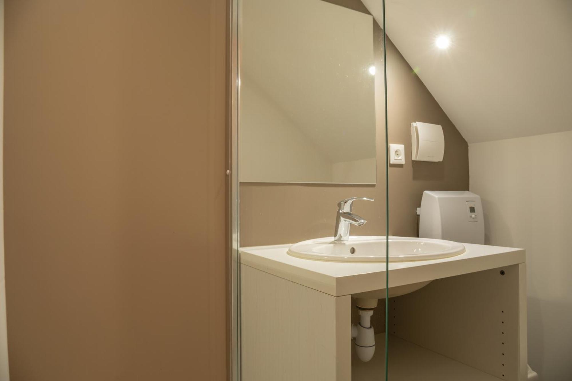 Les Bouviers Villa Saint-Denis  Bagian luar foto
