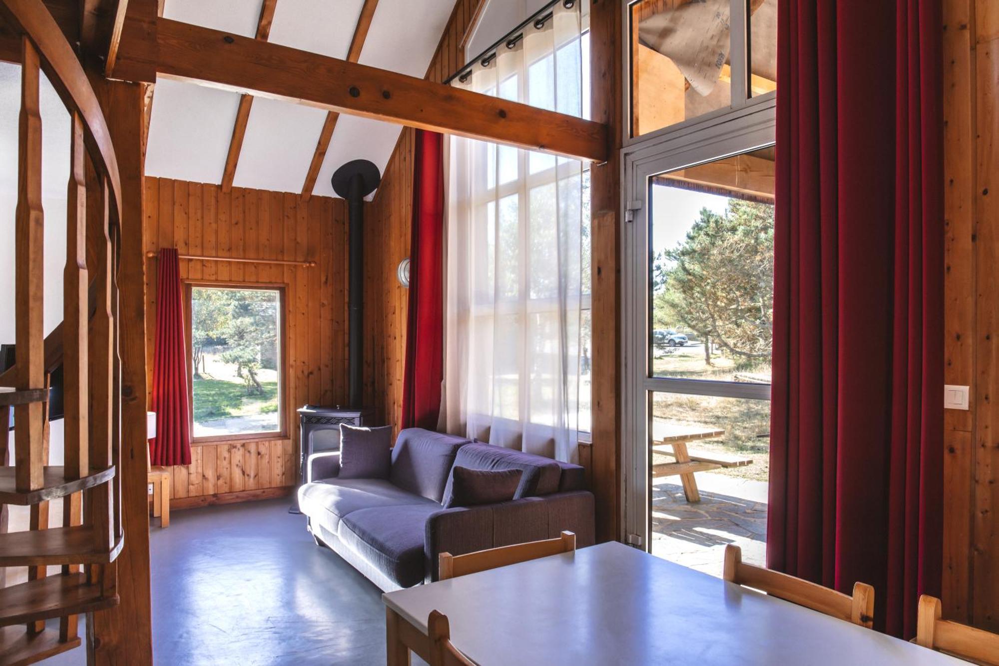 Les Bouviers Villa Saint-Denis  Bagian luar foto